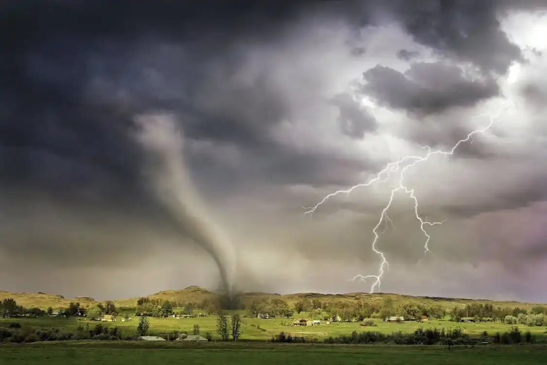 Tornadoes in dreams and spiritual awakening